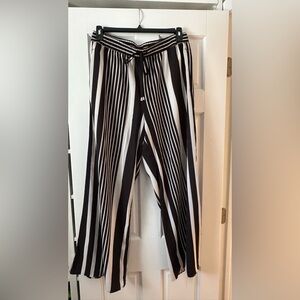 H&M Black and White Striped Women's Joggers